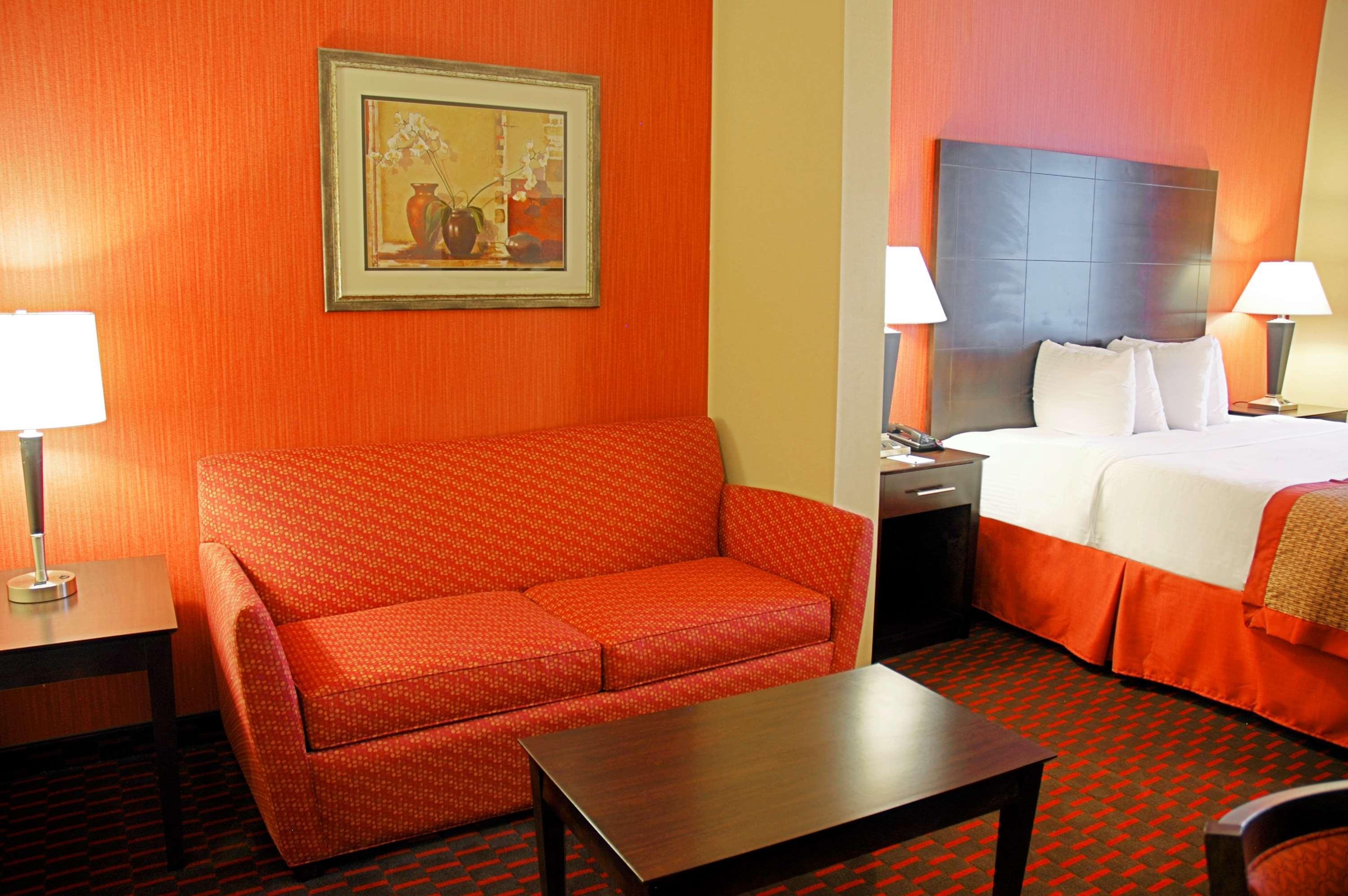 Best Western Plus Flowood Inn & Suites Exterior photo