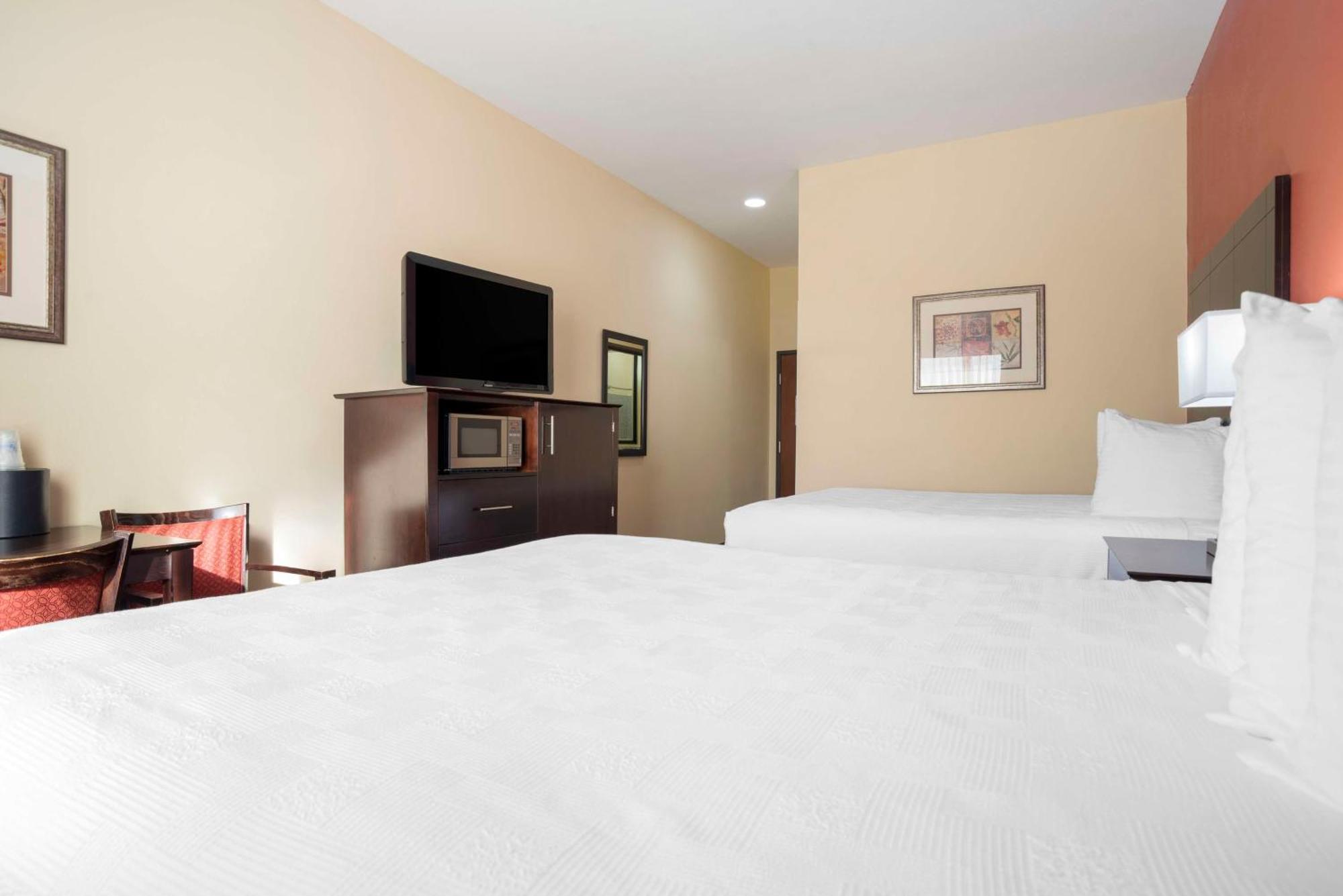 Best Western Plus Flowood Inn & Suites Exterior photo