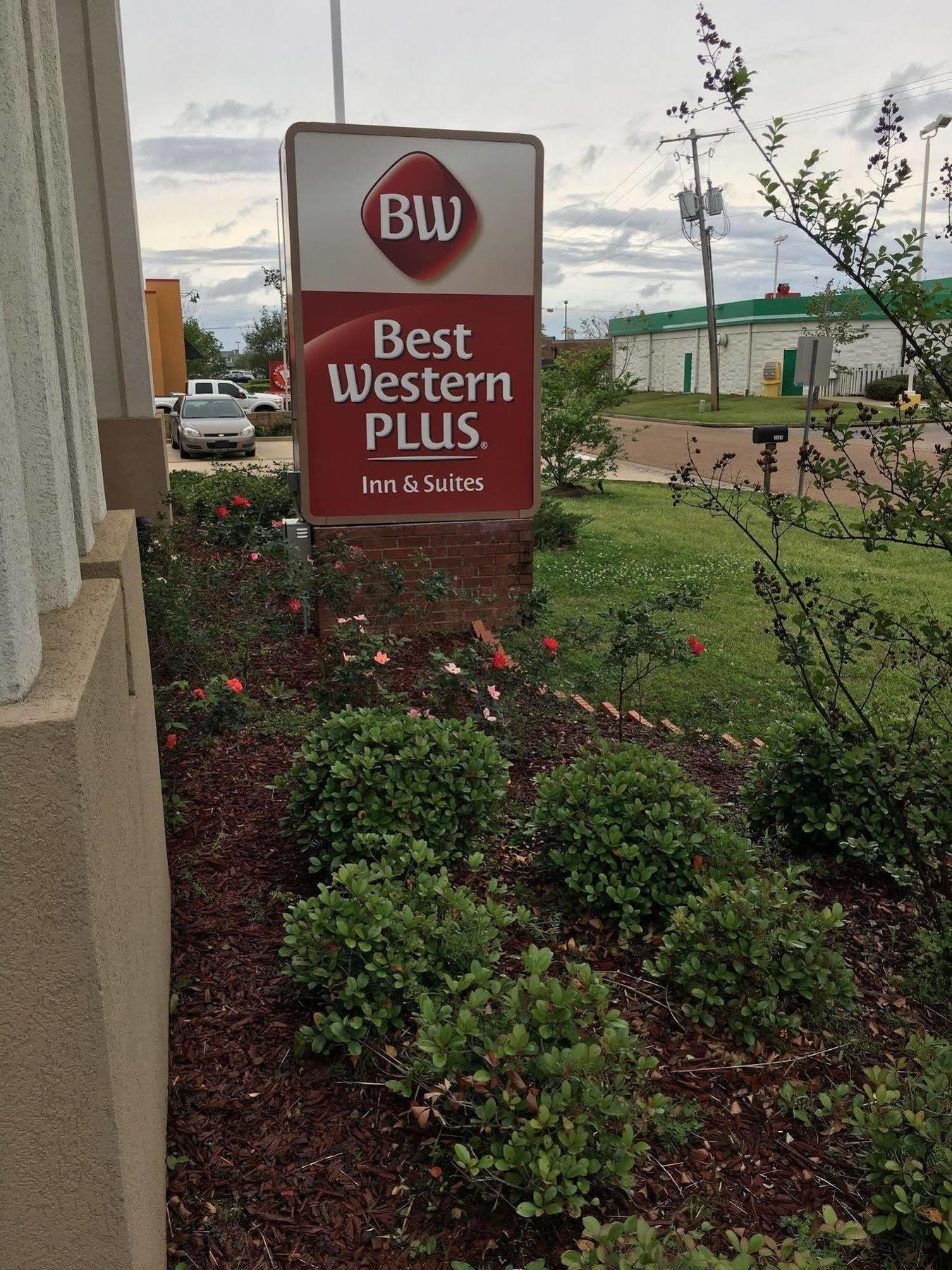Best Western Plus Flowood Inn & Suites Exterior photo